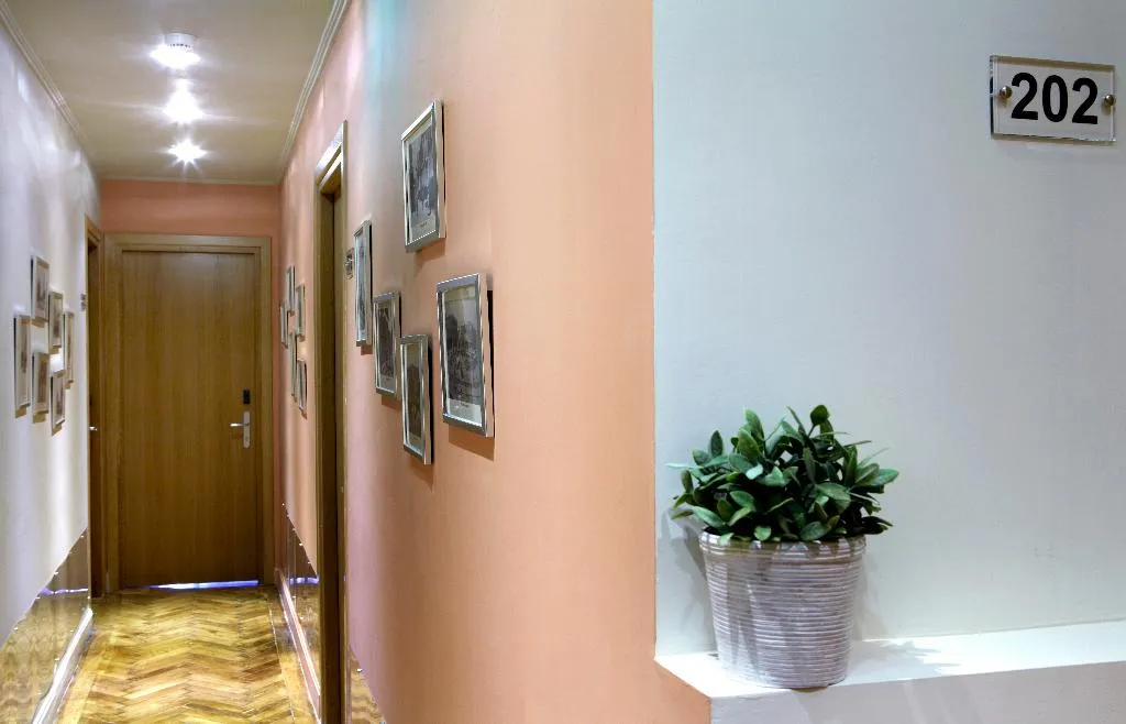 Lobby, Sweet Home, Athens
