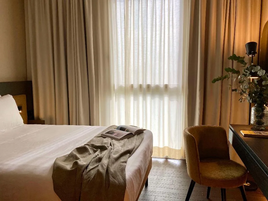 Room, Litta Palace, Milan