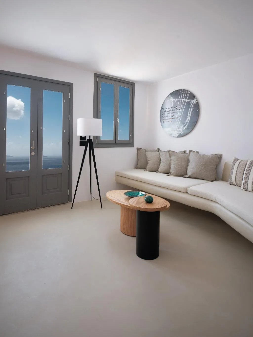 HOUSE WITH JACUZZI Room, IKIES Santorini, Santorini
