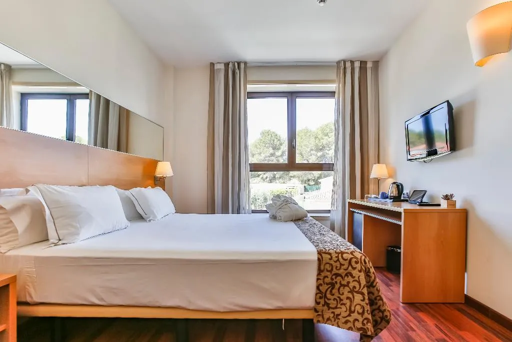 Double or Twin SUPERIOR Room, Desitges, Barcelona