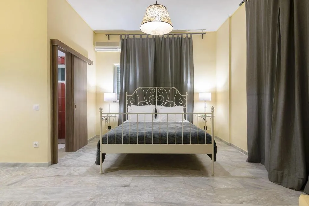 Room, Denise Studios & Apartments, Zante