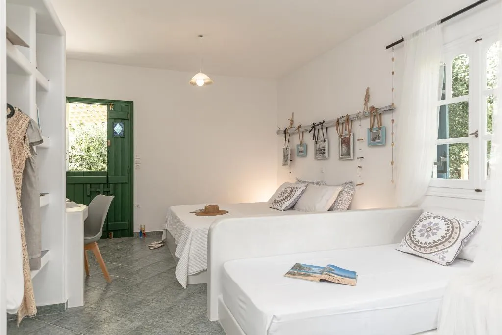 FAMILY ROOM DELUXE WITH TERRACE Room, Palatiana Agriturismo - Philoxenia Cottages, Crete