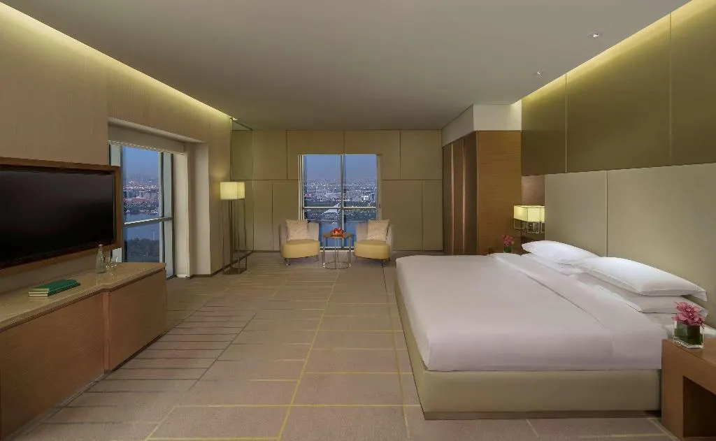 Room, Hyatt Regency Dubai Creek Heights, Dubai