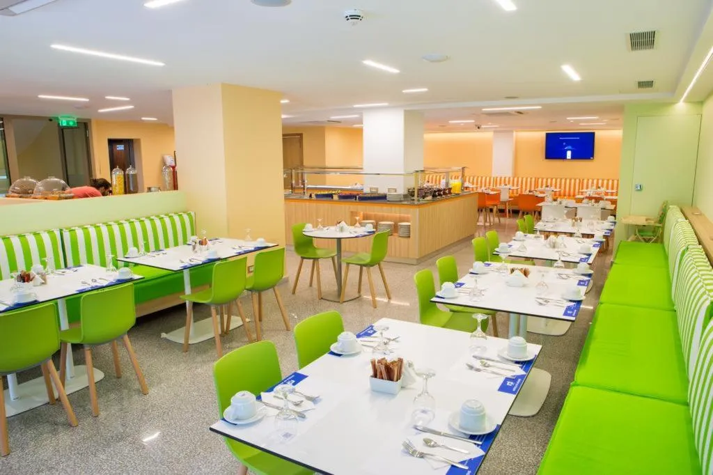 Restaurant, Pythagorion, Athens