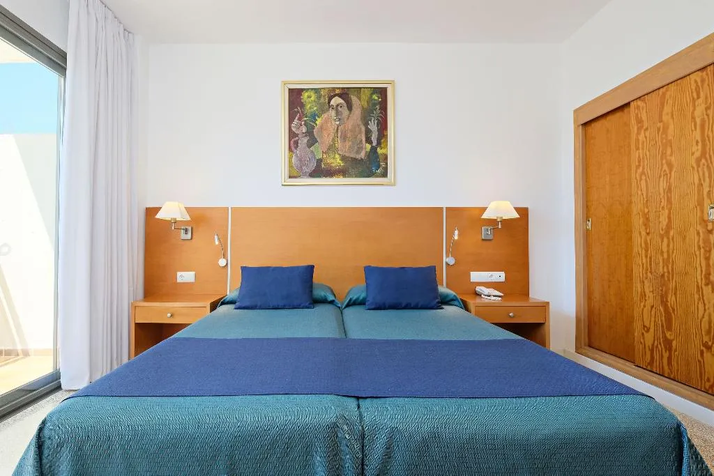 TWIN POOL VIEW Room, AzuLine Hotel S'Anfora & Fleming, Ibiza