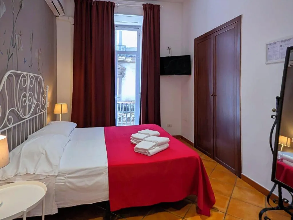 Room, La Locanda Dell Arte, Naples