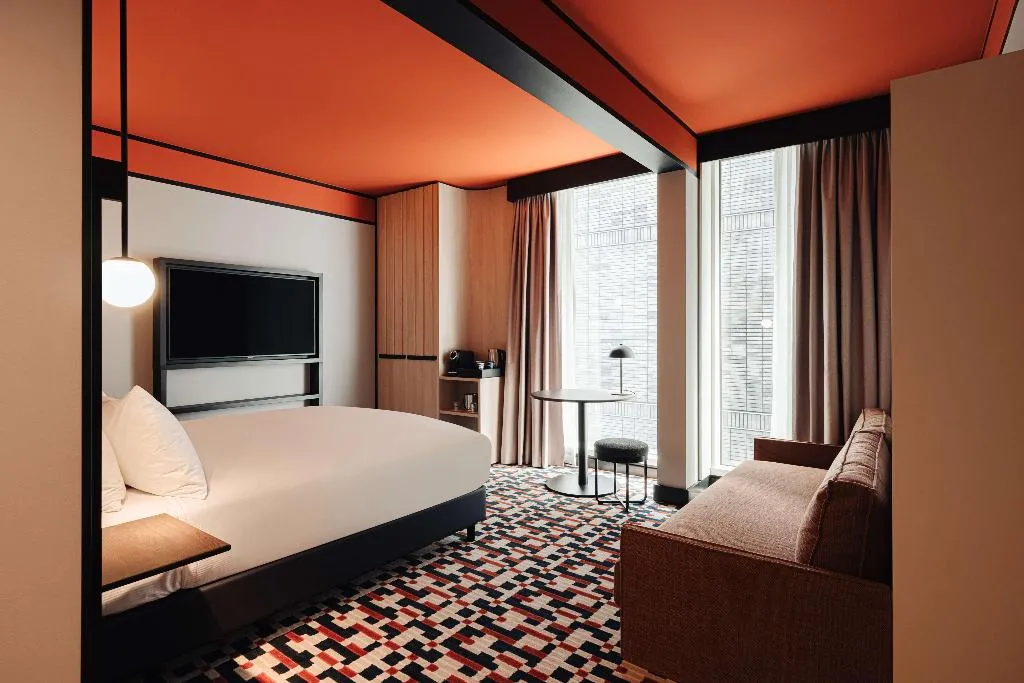 FAMILY ROOM STANDARD Room, DoubleTree by Hilton Amsterdam Centraal Station, Amsterdam