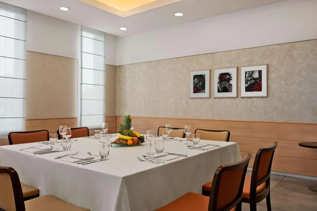 Restaurant, Hilton Garden Inn Rome Airport, Rome