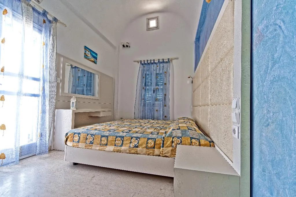 APARTMENT CAPACITY 4 Room, Sellada Apartments, Santorini