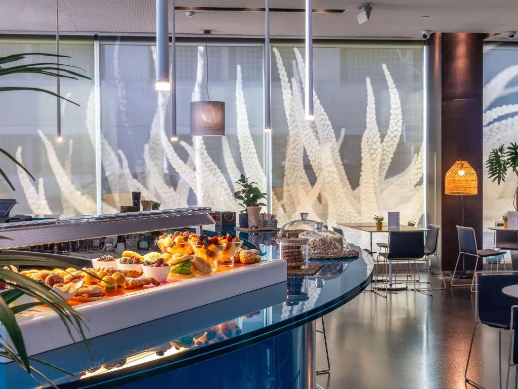 Bar, Novotel Barcelona City, Barcelona