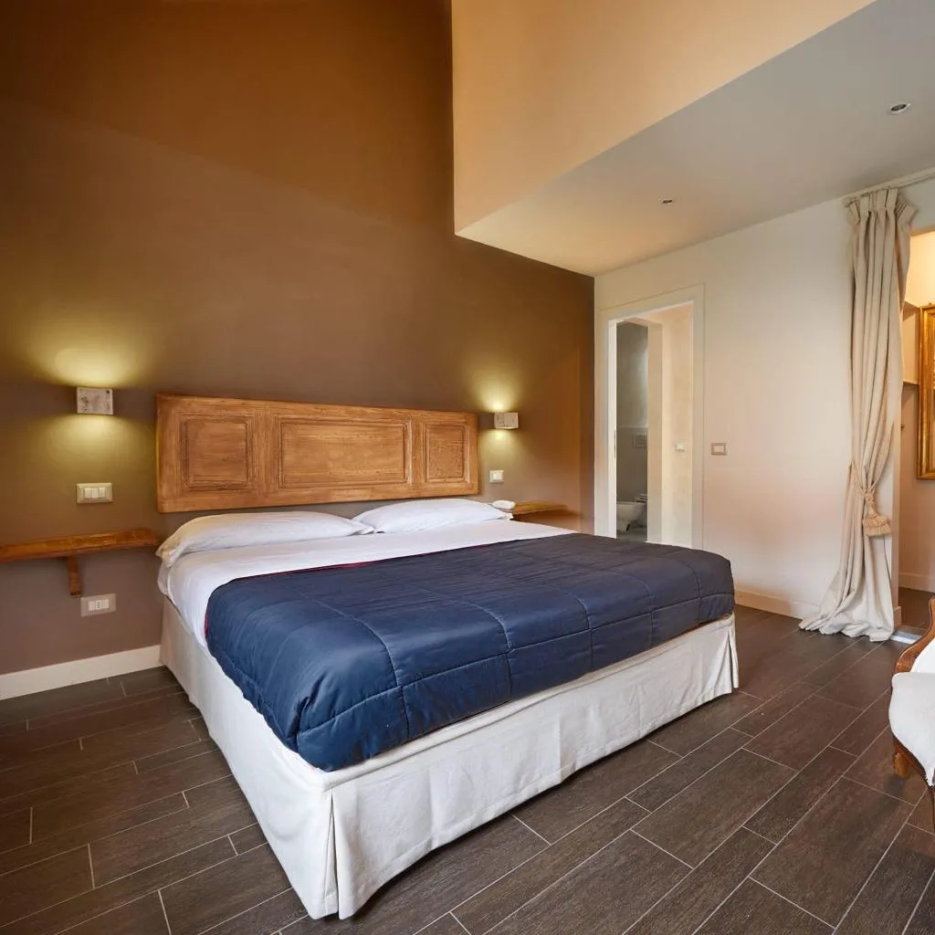 Room, B&B Le Stanze Del Duomo, Florence