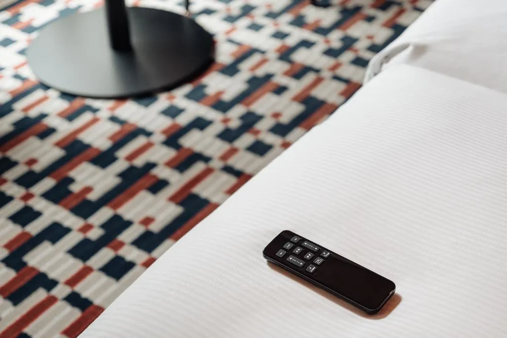 DOUBLE Accessible Room, DoubleTree by Hilton Amsterdam Centraal Station, Amsterdam