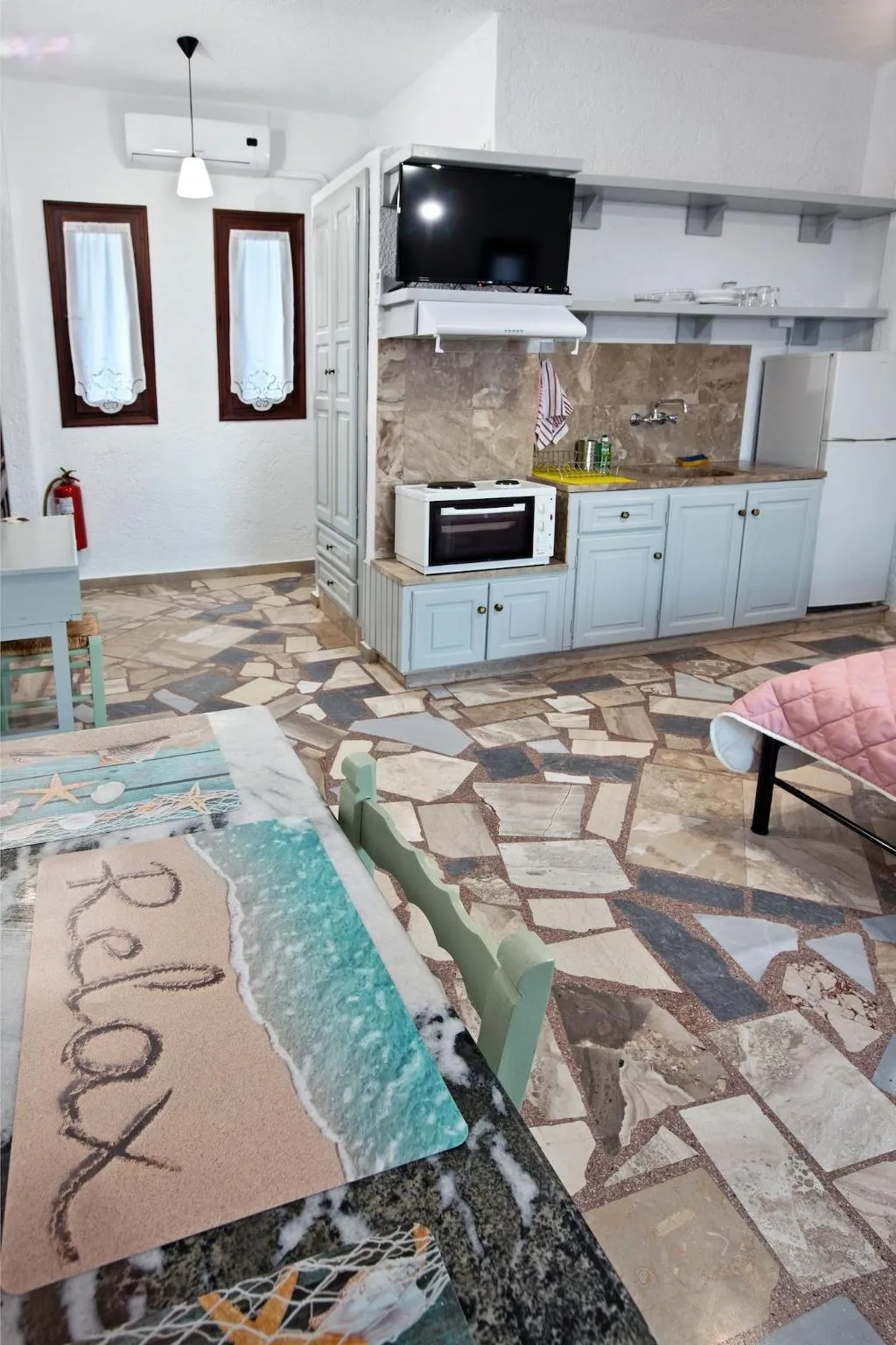 Room, New Aurora Apts Studios, Crete