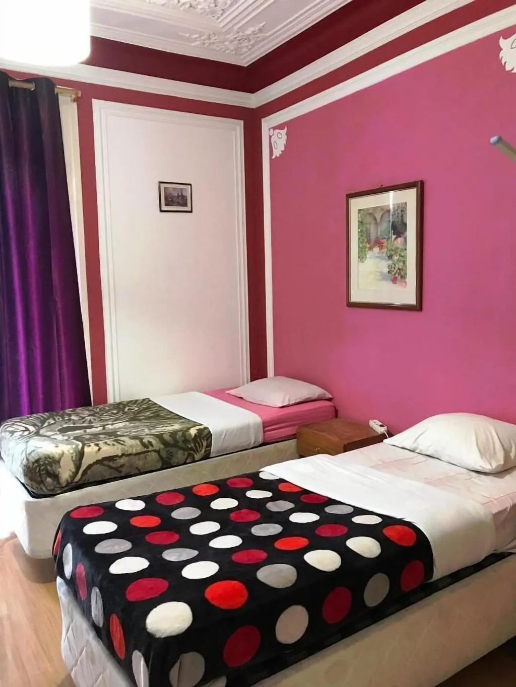 Room, Private Accommodation Hostel, Lisbon