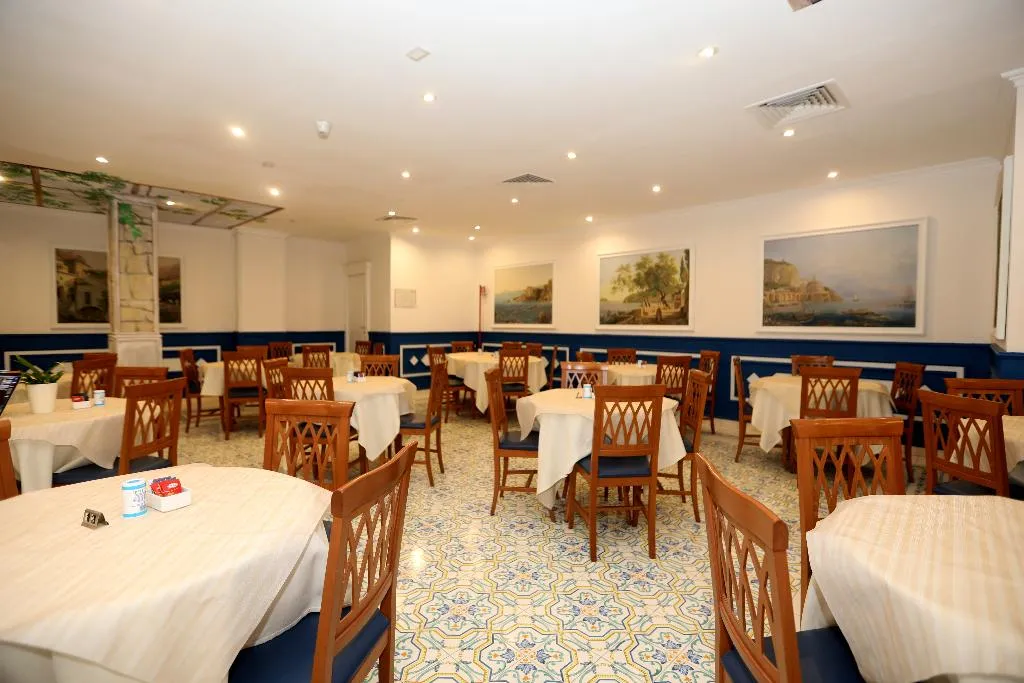 Restaurant, Astoria Sorrento, Naples