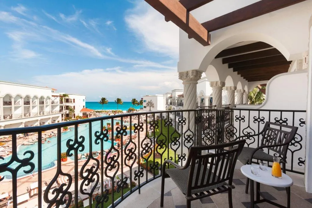 Terrace, Hyatt Vivid Playa Del Carmen - Adults Only, Playa Del Carmen