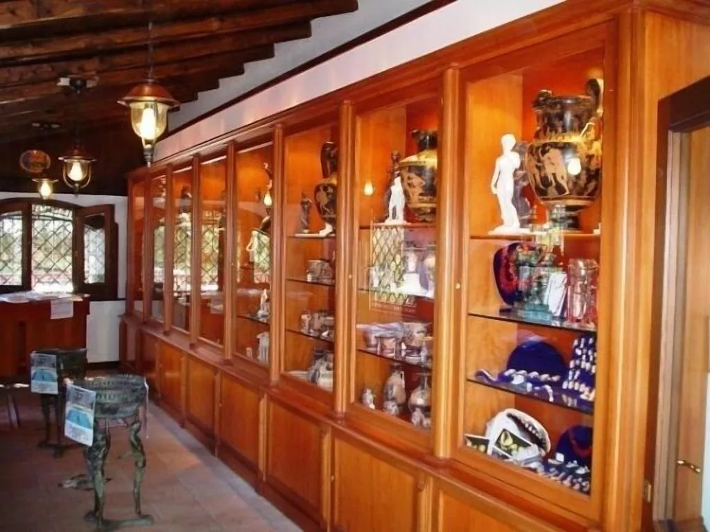 Lobby, Hotel Zeus Pompei, Naples