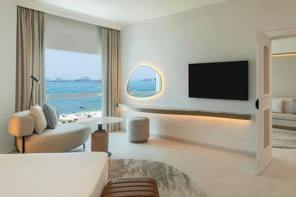 SUITE PREMIUM SEA VIEW Room, Sheraton Jumeirah Beach Resort, Dubai
