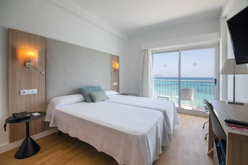 Double or Twin SEA VIEW WITH BALCONY Room, JS Can Picafort, Majorca