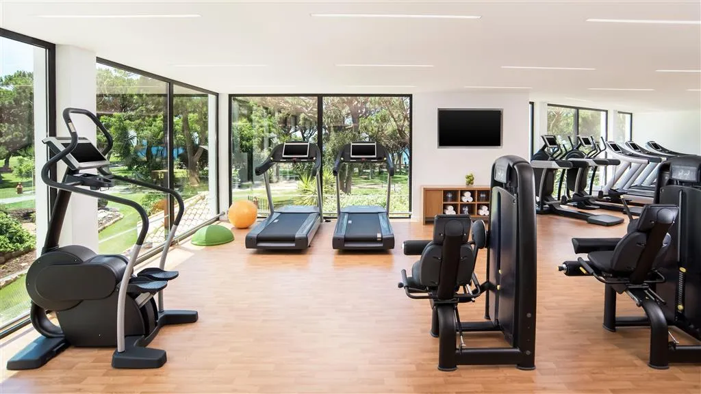 Sports and Entertainment, Pine Cliffs Hotel, a Luxury Collection Resort, Algarve
