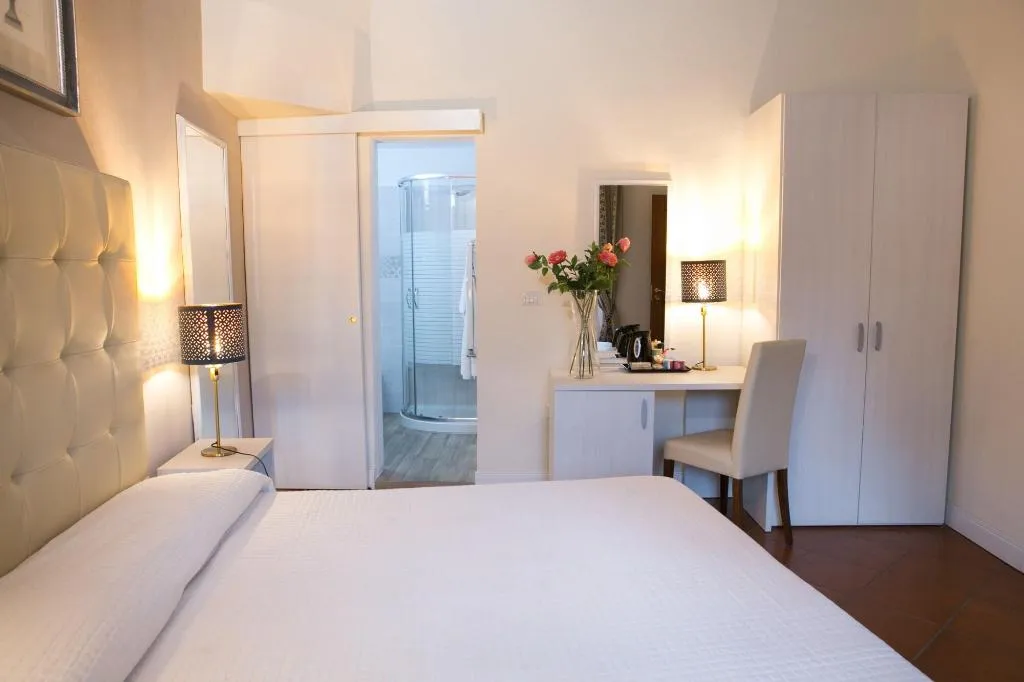 Room, Giuliani Home, Florence