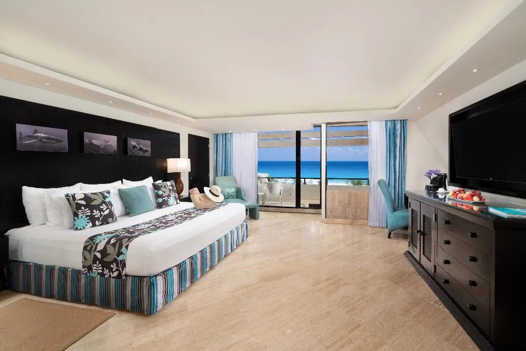 DOUBLE OCEAN FRONT Room, The Pyramid Cancun by Oasis, Cancun Area