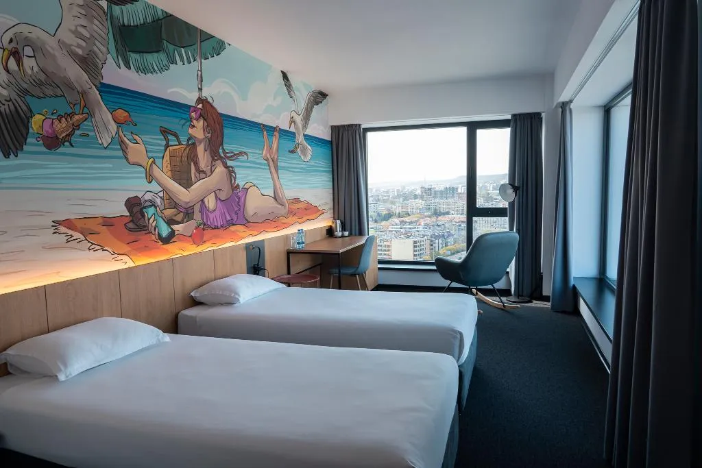 DOUBLE CITY VIEW Room, Campus 90, Varna