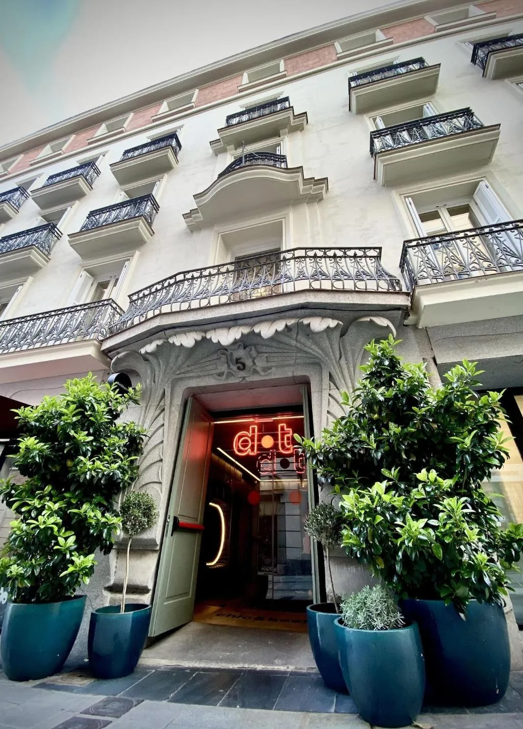 General view, Chic & Basic Dot, Madrid
