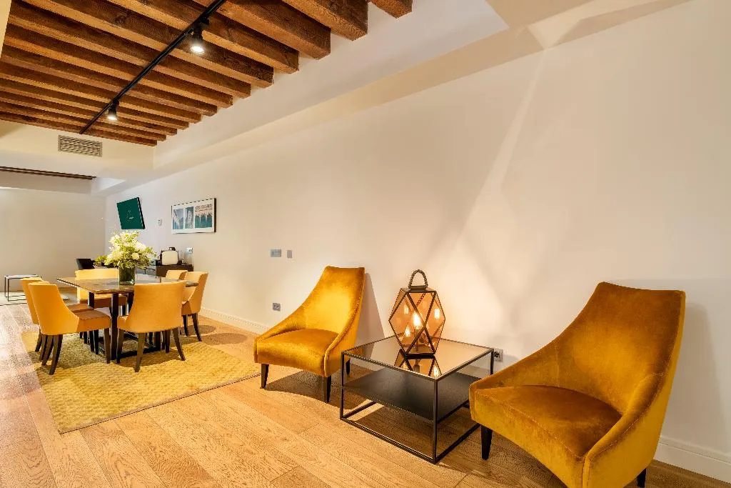 JUNIOR SUITE STANDARD Room, Áurea Convento Capuchinos by Eurostars Hotel, Madrid