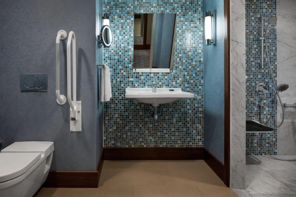 Room, Renaissance Izmir, Izmir