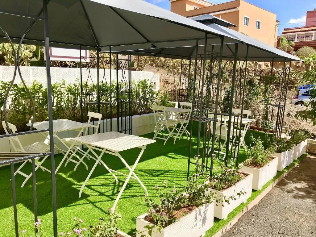 General view, Hotel Pension Cassandra, Tenerife