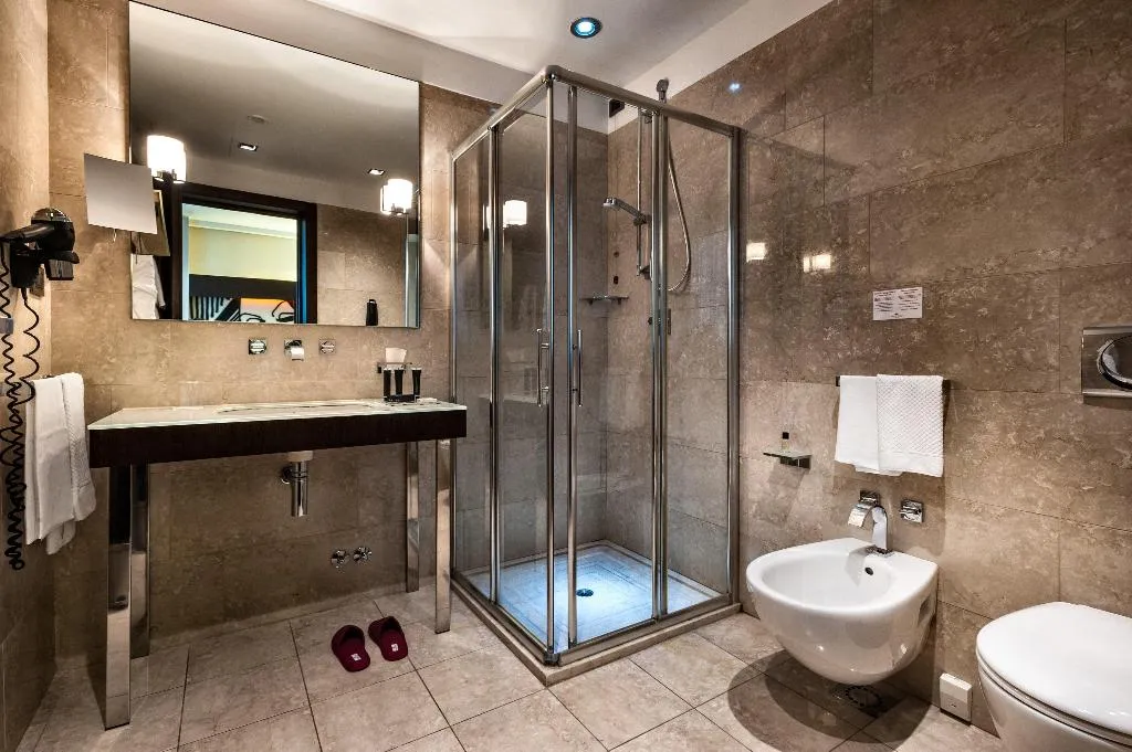 TWIN Accessible Room, Crowne Plaza Milan City, Milan