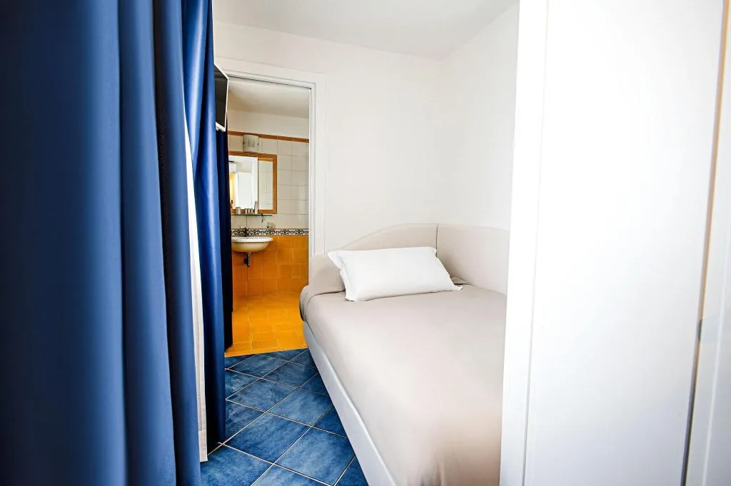 SINGLE ECONOMY Room, Villa Pandora, Naples