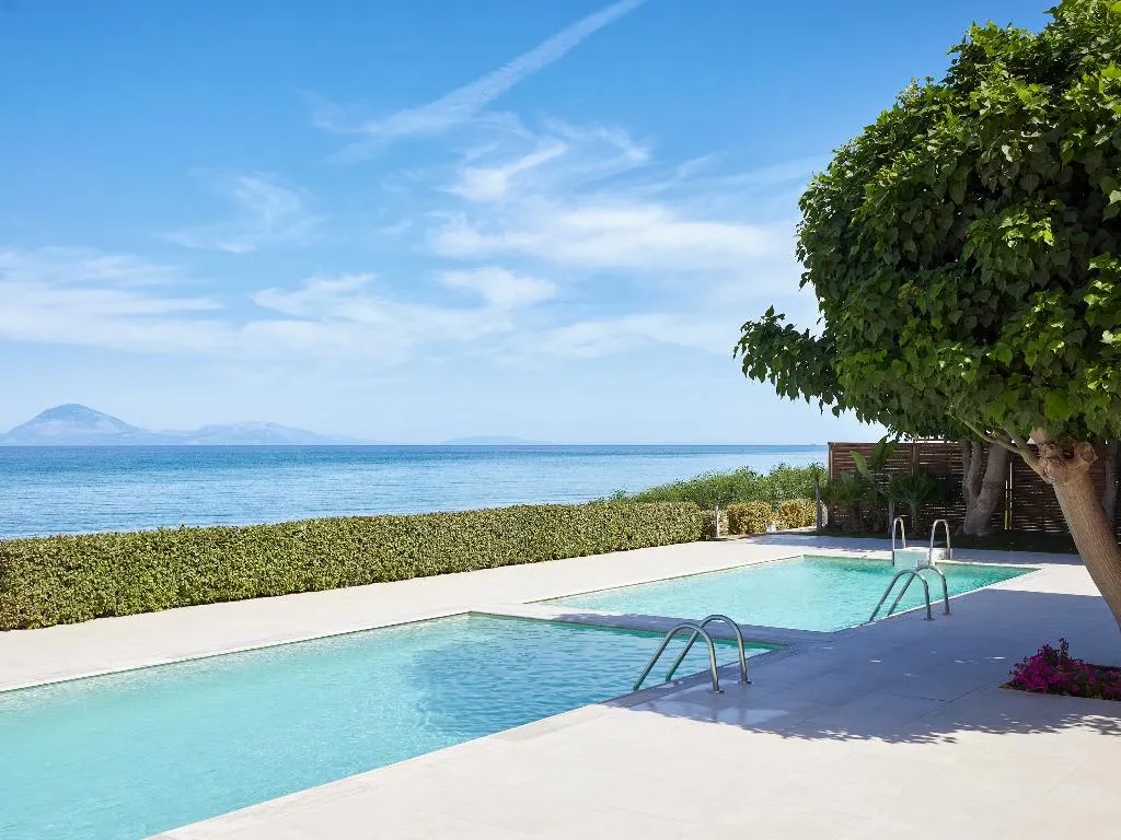 VILLA CAPACITY 8 Room, Mandola Rosa, A Resort to Live, Athens