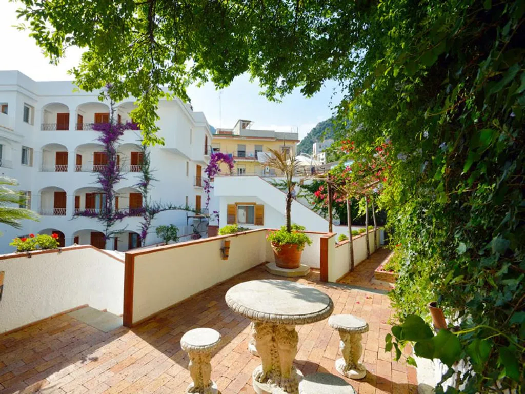 General view, Hotel Villa Romana & SPA, Naples