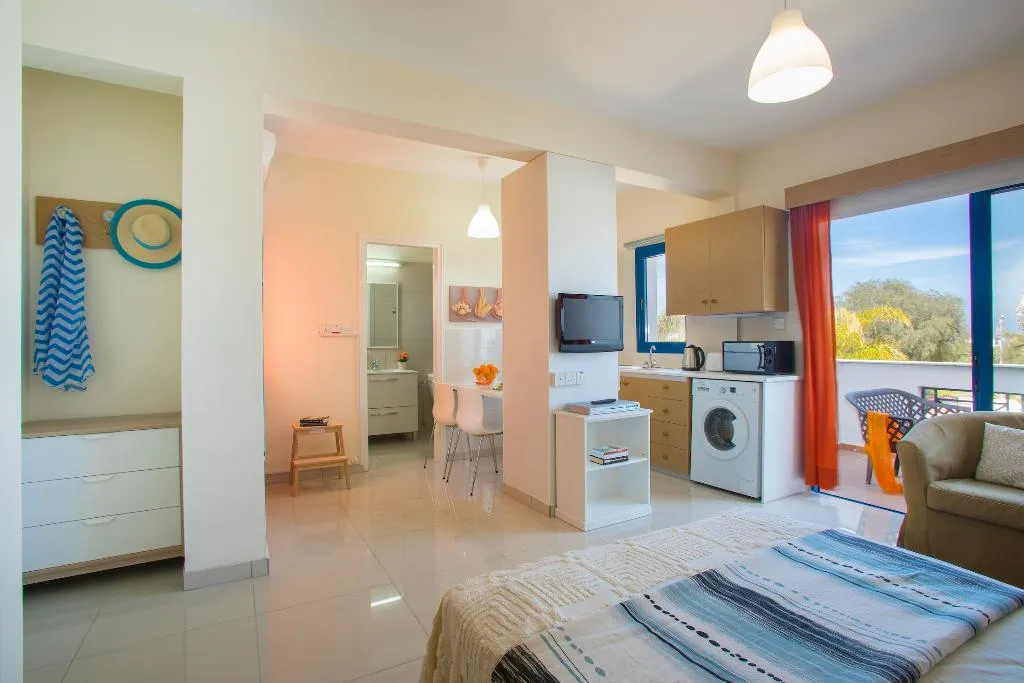 STUDIO STANDARD Room, Flouressia Gardens, Cyprus