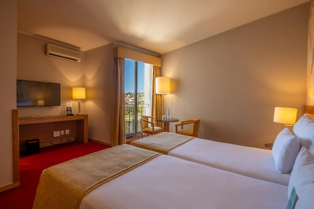 DOUBLE SINGLE USE CLASSIC Room, Vila Gale Estoril, Lisbon