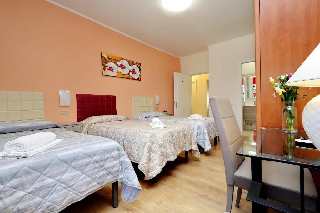 Room, Antico Platano, Rome