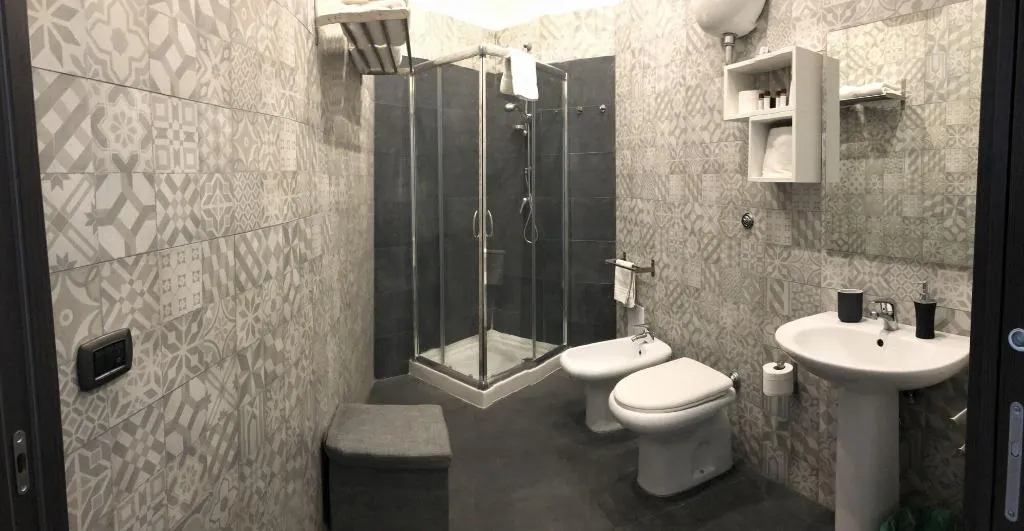 Room, La Dimora Di Garibaldi, Naples