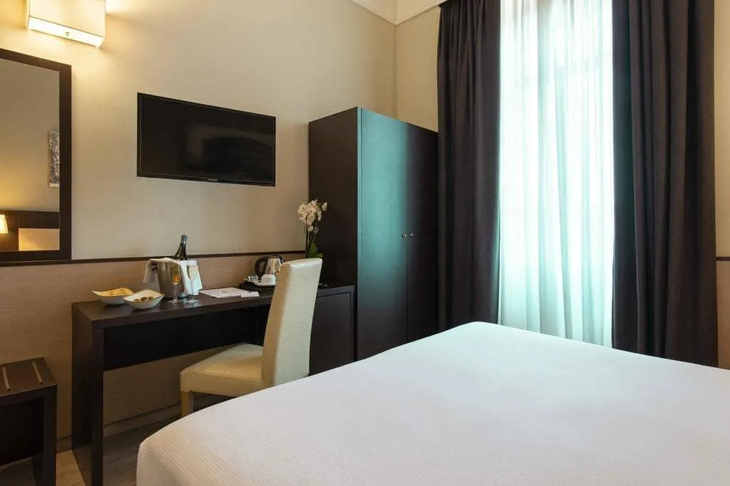 Double or Twin DELUXE Room, Hotel Portamaggiore, Rome
