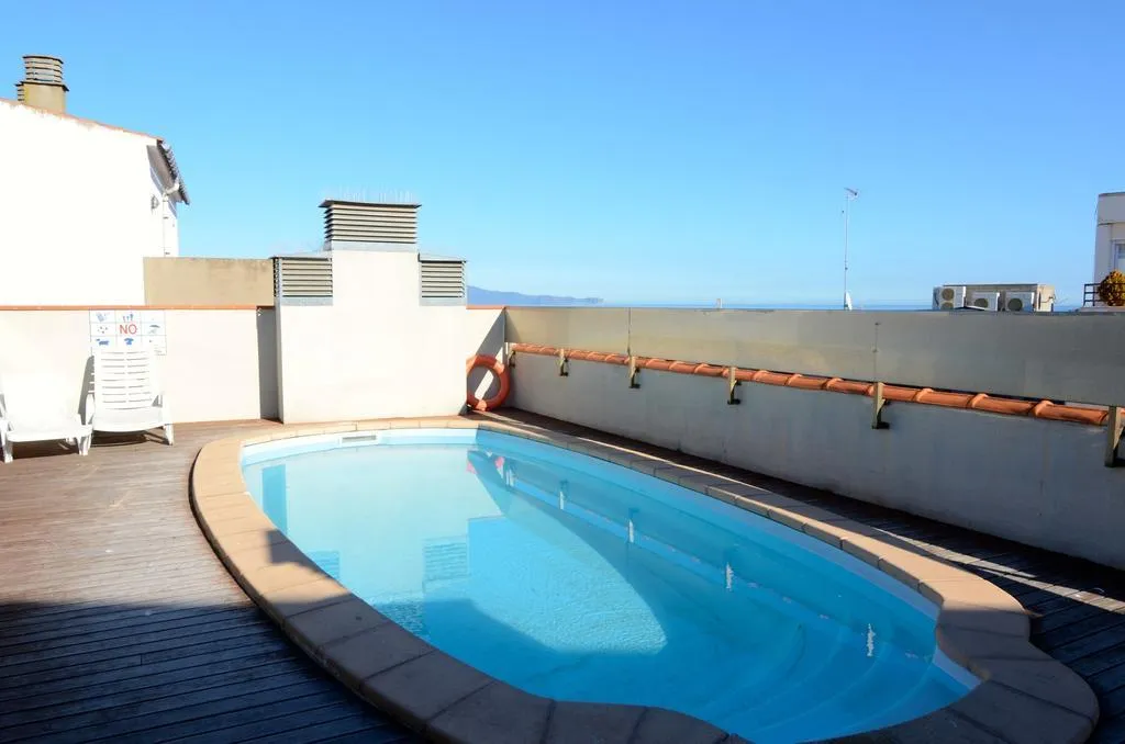 Pool, Mestral, Costa Brava