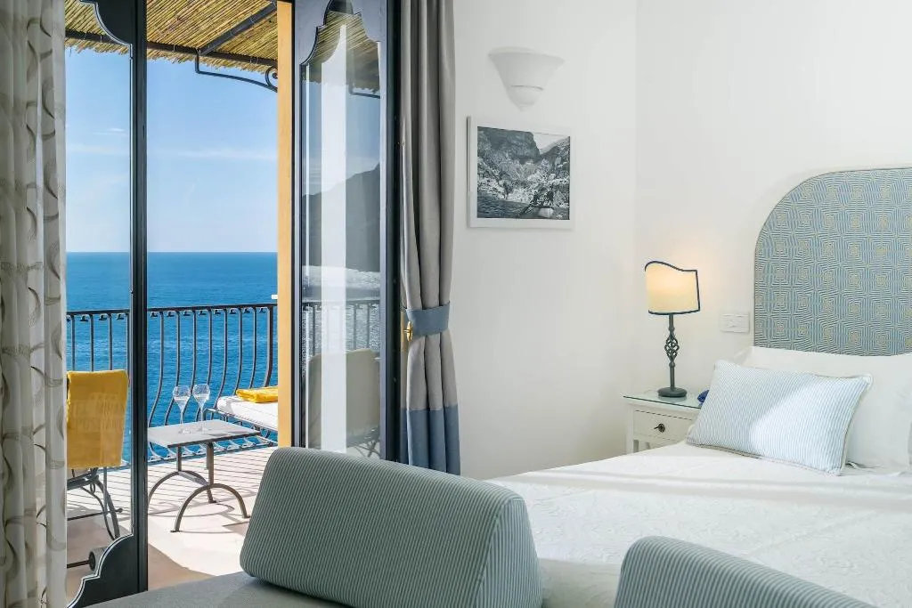 JUNIOR SUITE SEA VIEW WITH BALCONY Room, Miramare, Naples