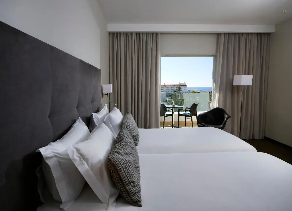 JUNIOR SUITE CAPACITY 5 Room, Alcazar Hotel & SPA, Algarve