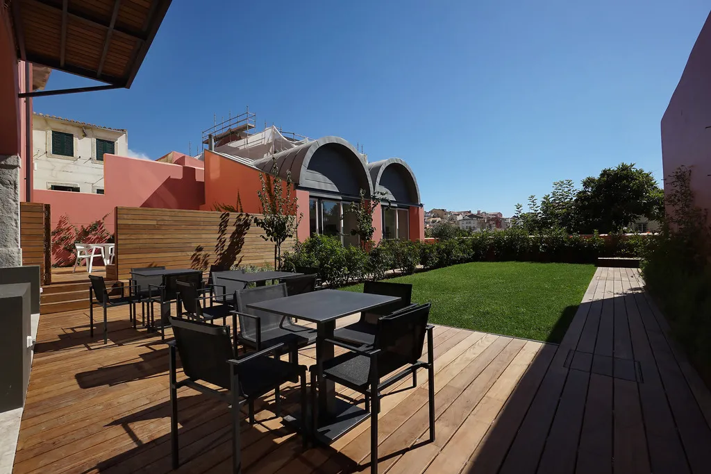 Terrace, Hello Lisbon São Bento Valley Apartments, Lisbon