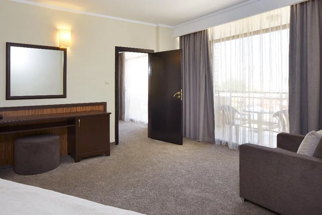 APARTMENT ONE BEDROOM Room, Nobel Ultra All Inclusive - Free Beach Access, Bourgas