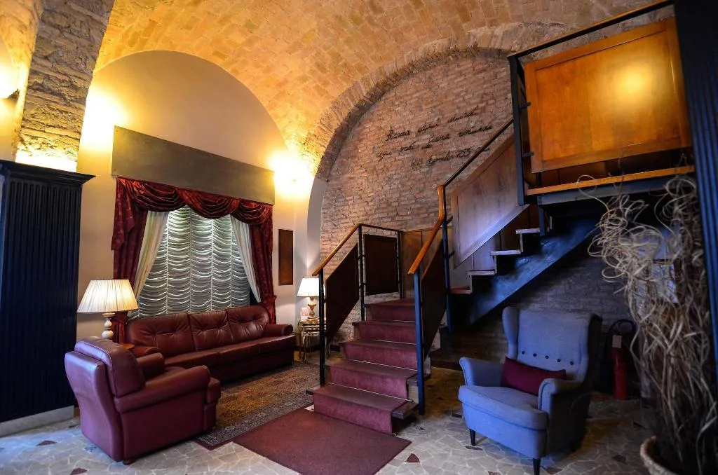 Lobby, Hotel Felice, Rome