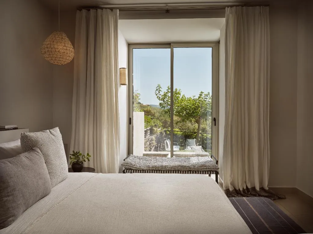 VILLA THREE BEDROOMS WITH PRIVATE POOL Room, Eagles Villas, Thessaloniki