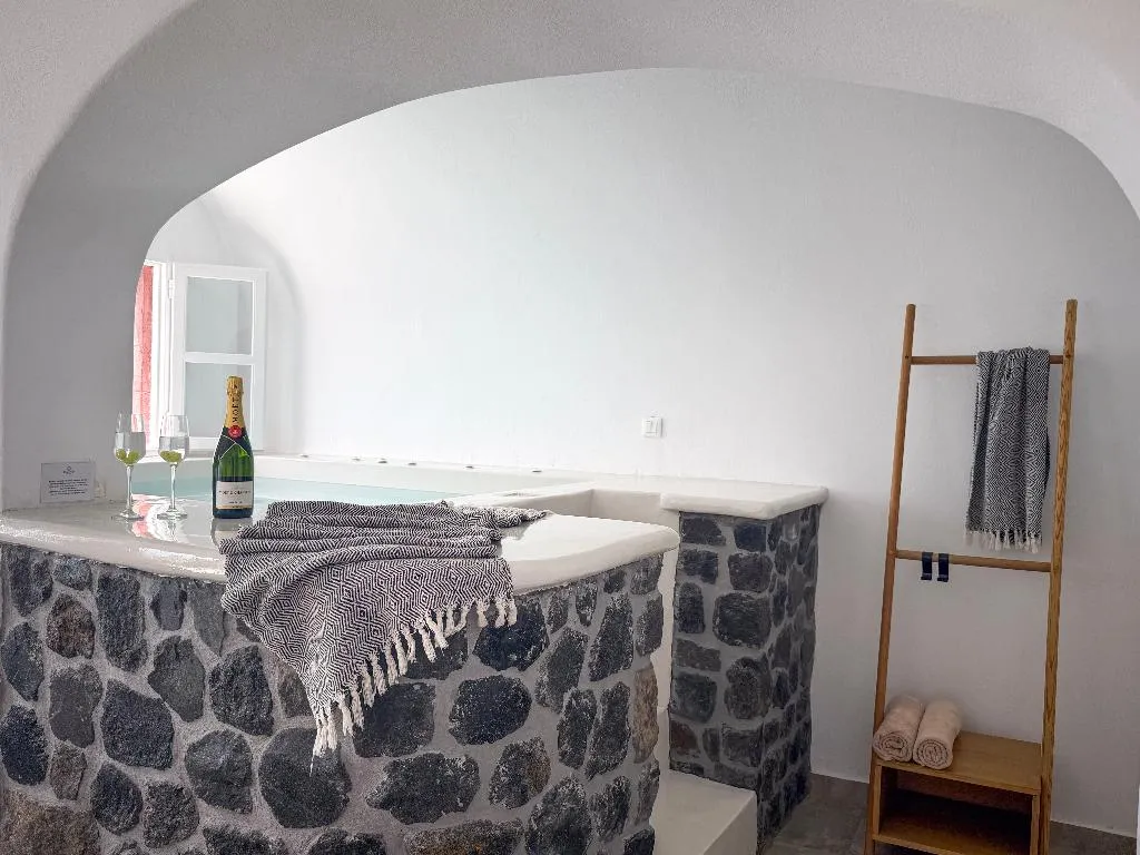 VILLA ONE BEDROOM Room, White Pearl Villas, Santorini