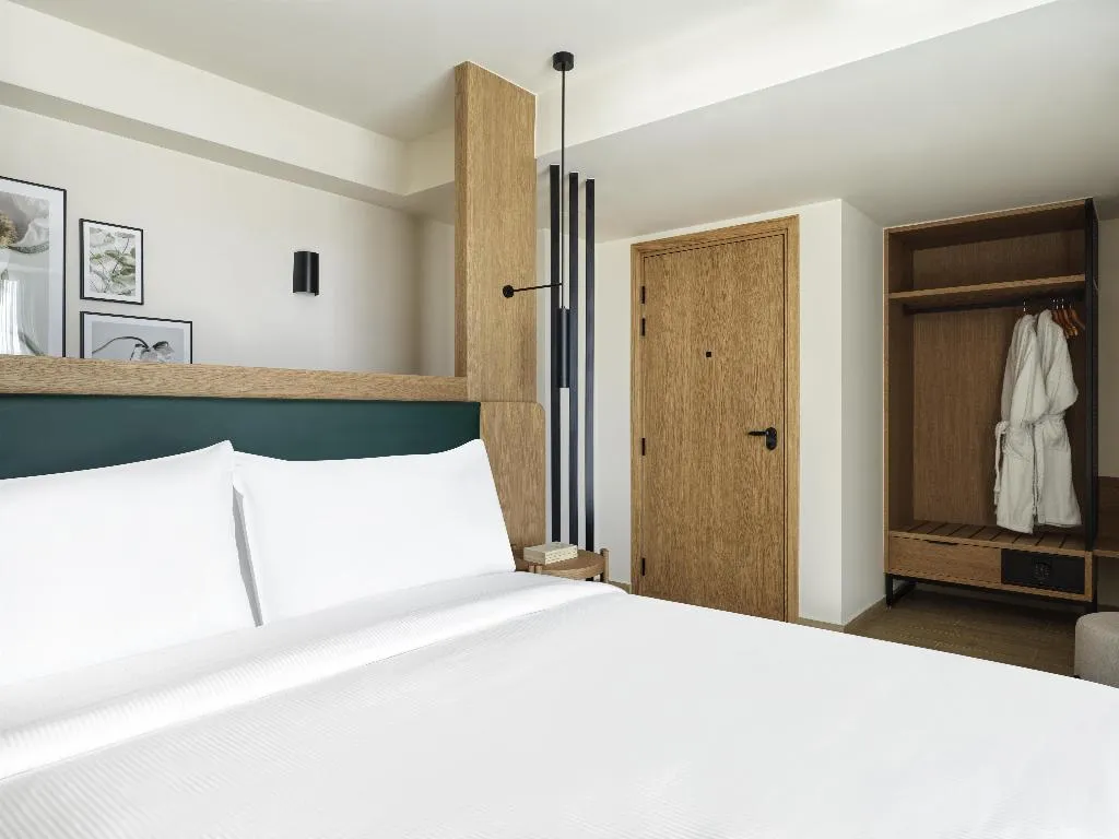 Room, Hilton Garden Inn Chania City, Crete