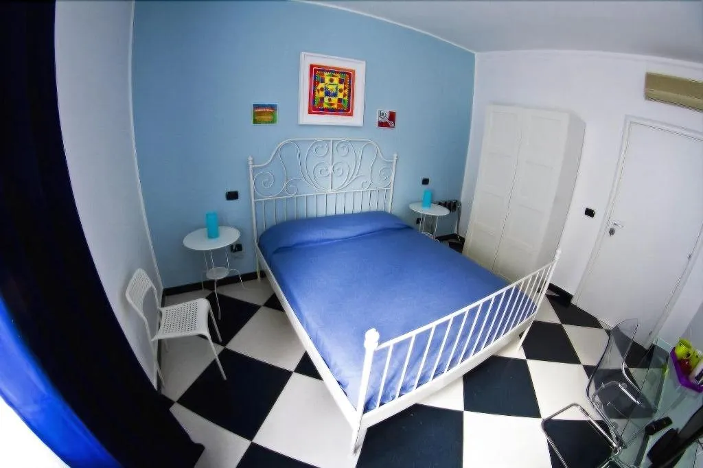 Room, Casa Galati, Palermo